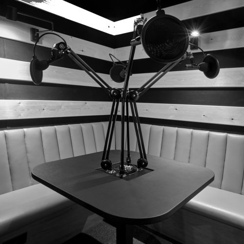 soho-radio-studios_podcast-recording-studio-01-microphones-black-and-white